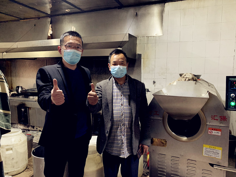 昆明炒貨機(jī)生產(chǎn)線客戶.jpg